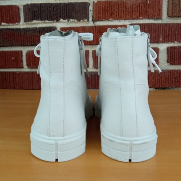 NWT Linea Paolo 'Gio Lo' Genuine Leather High Top Side Zip Sneakers in All White - Picture 8 of 10